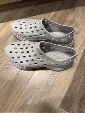 Kane Footwear - Light Gray Men's Athletic Slip-On Shoes